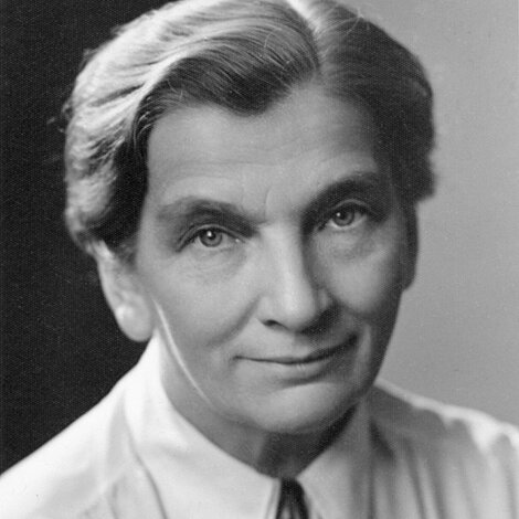 [Translate to Englisch (int):] Portrait von Gestalterin Grete Wendt 