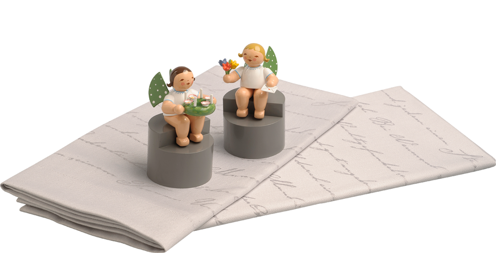 Set of 2 Cloth Napkins and 2 different Angels on Pedestals, with 5277/650/153 and 5277/650/155
